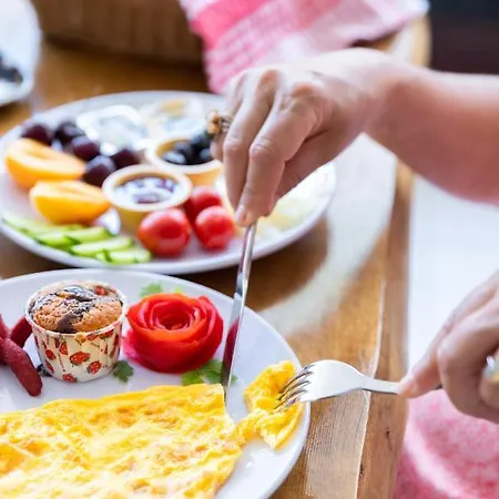 Ephesus Centrum Отель