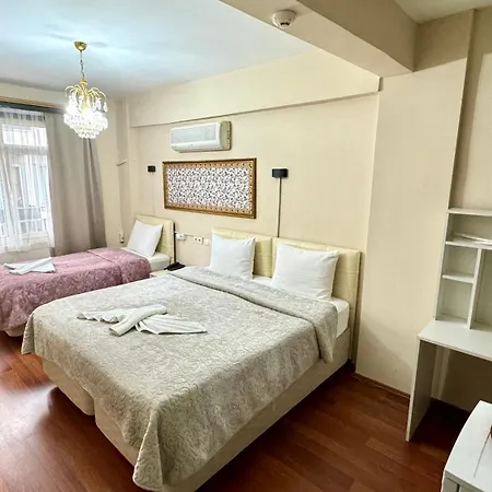 Ephesus Centrum 3*