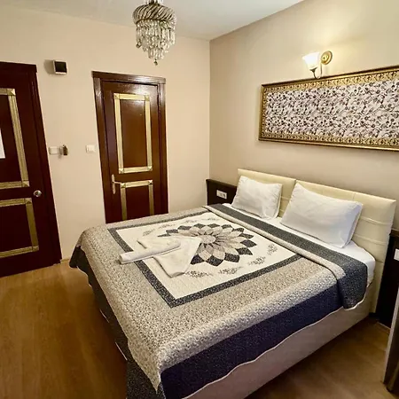 Hotel Ephesus Centrum 3*