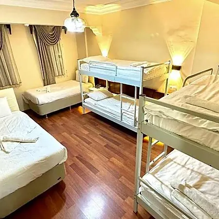 호텔 Ephesus Centrum 3*