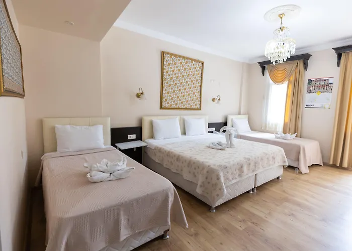 Ephesus Centrum Hotel 3*